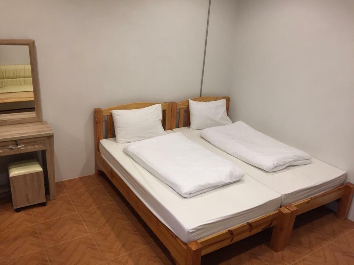 清邁 樱花之家旅舍旅舍 外观 照片
